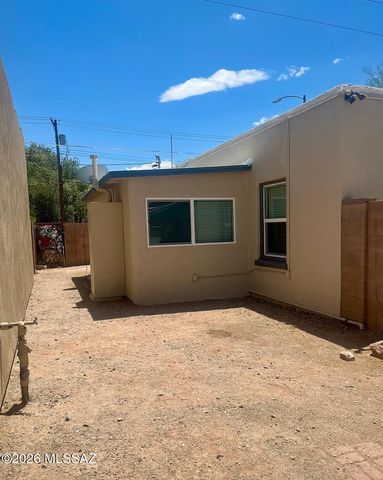 3205 E Glenn Street, Tucson, AZ 85716