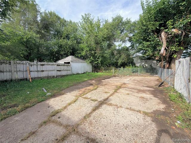 10521 Mckinney Street, Detroit, MI 48224