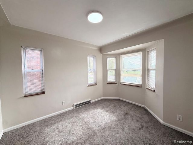 10521 Mckinney Street, Detroit, MI 48224