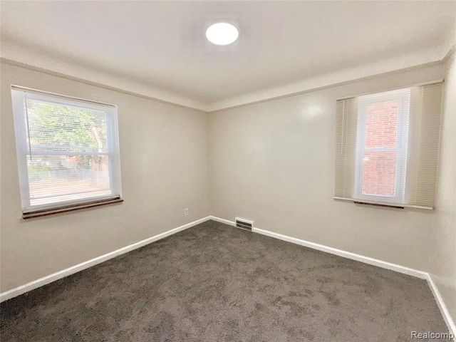 10521 Mckinney Street, Detroit, MI 48224