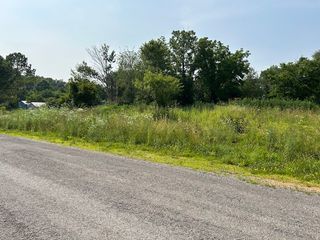 2329 Wayne Rd, Bon Aqua, TN 37025