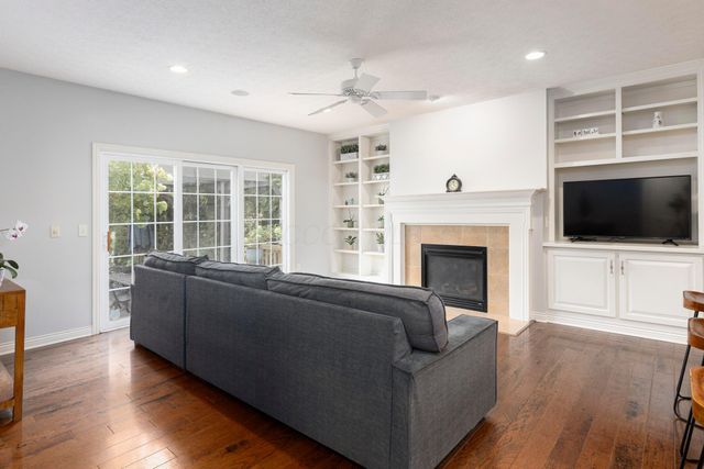 8951 Grate Park Square, New Albany, OH 43054