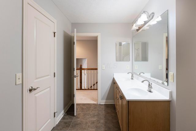 8951 Grate Park Square, New Albany, OH 43054