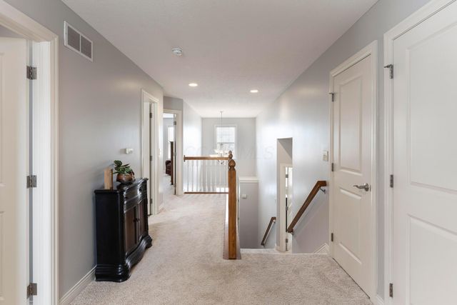 8951 Grate Park Square, New Albany, OH 43054