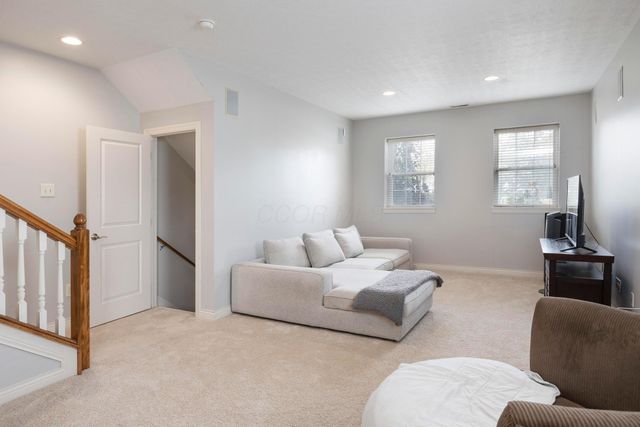 8951 Grate Park Square, New Albany, OH 43054