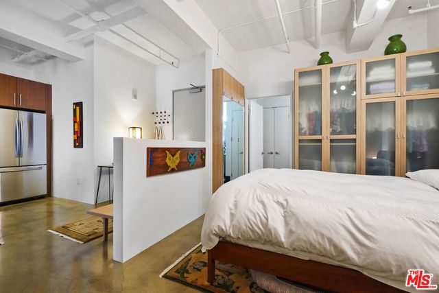 849 S Broadway 403, Los Angeles, CA 90014