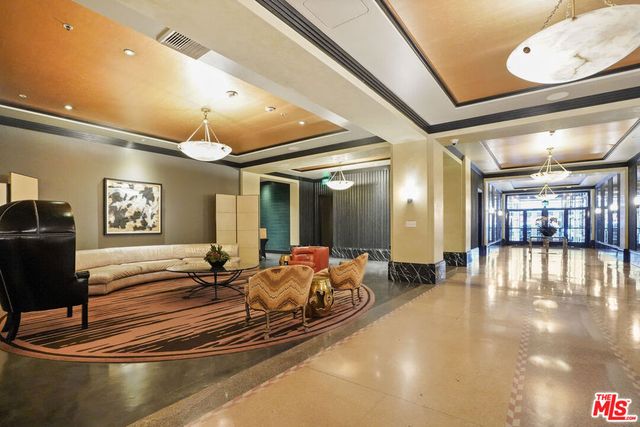 849 S Broadway 403, Los Angeles, CA 90014