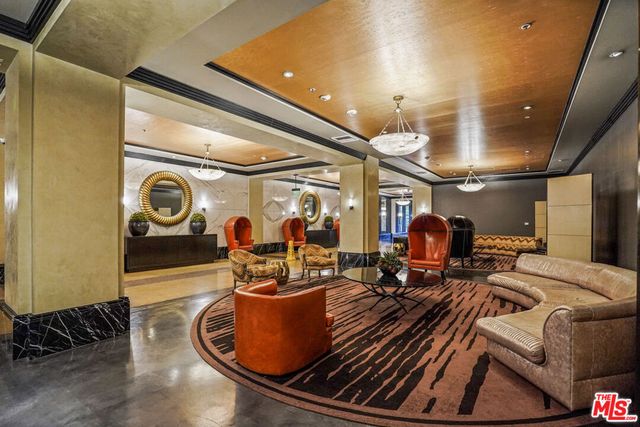 849 S Broadway 403, Los Angeles, CA 90014