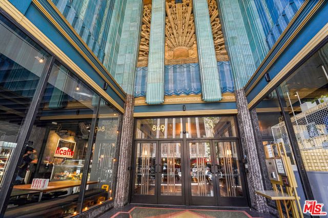 849 S Broadway 403, Los Angeles, CA 90014
