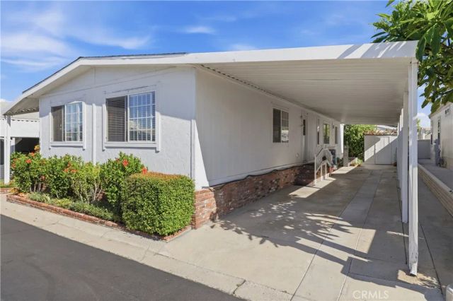 23301 Ridge Route 179, Laguna Hills, CA 92653
