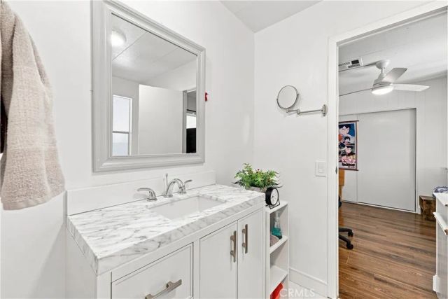 23301 Ridge Route 179, Laguna Hills, CA 92653