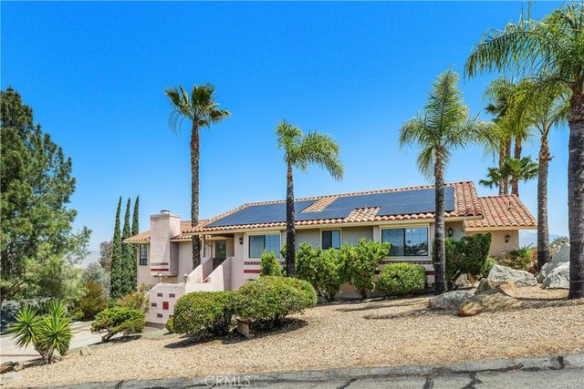 27830 Hemet Street, Hemet, CA 92544