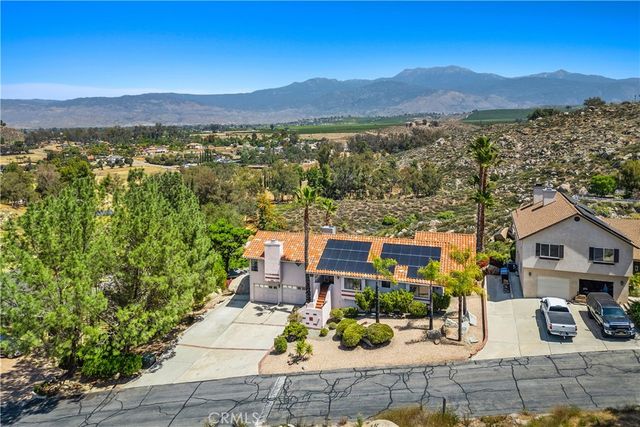 27830 Hemet Street, Hemet, CA 92544