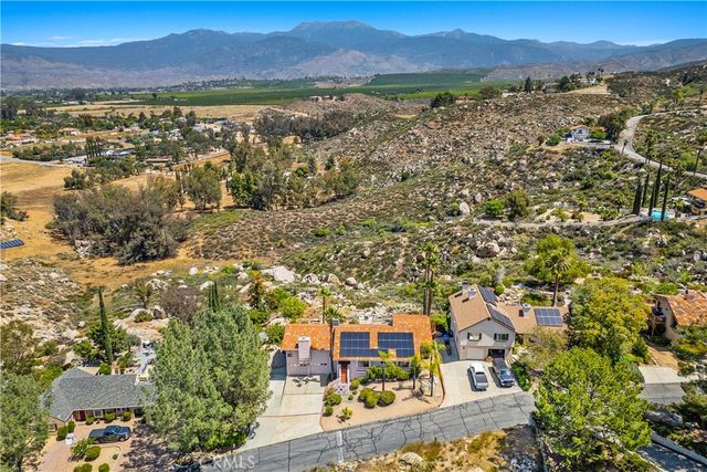 27830 Hemet Street, Hemet, CA 92544