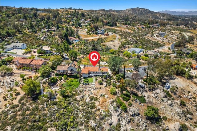 27830 Hemet Street, Hemet, CA 92544