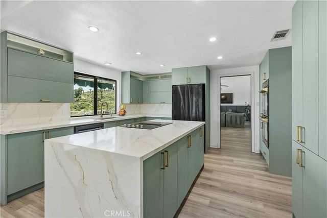 27830 Hemet Street, Hemet, CA 92544