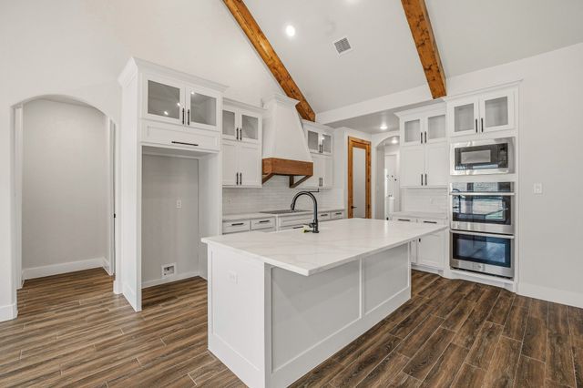 198 Cedar Mountain Drive, Weatherford, TX 76085