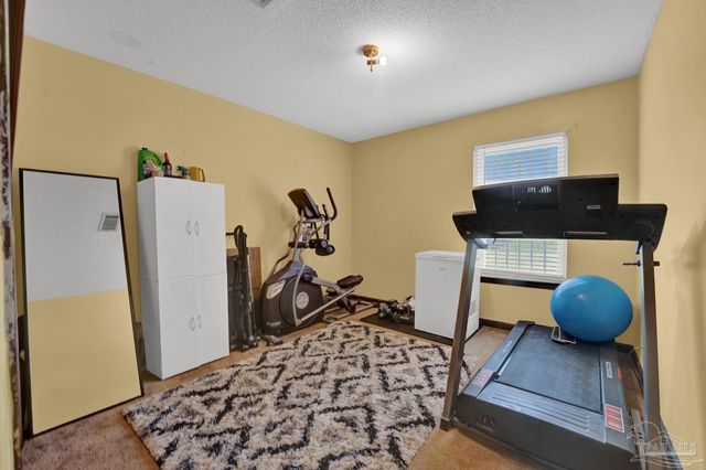 6416 Misty Lake Dr, Milton, FL 32570