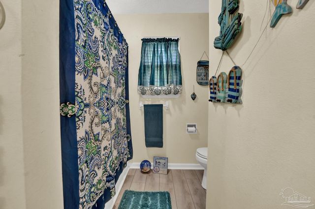 6416 Misty Lake Dr, Milton, FL 32570