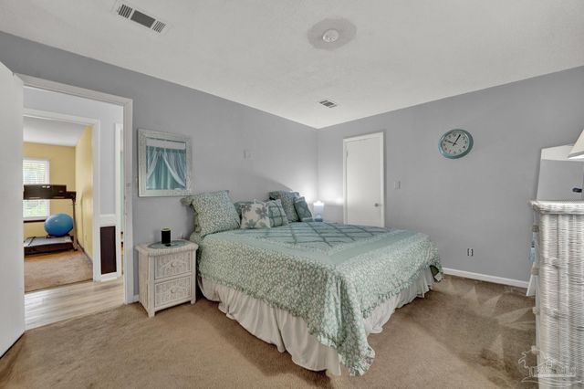 6416 Misty Lake Dr, Milton, FL 32570