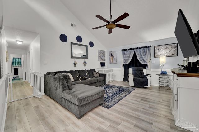 6416 Misty Lake Dr, Milton, FL 32570