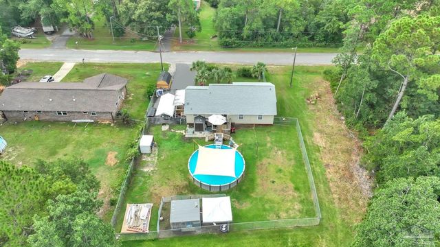 6416 Misty Lake Dr, Milton, FL 32570