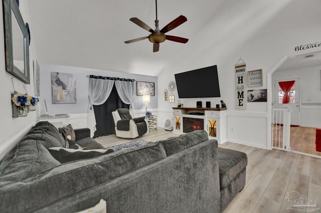 6416 Misty Lake Dr, Milton, FL 32570