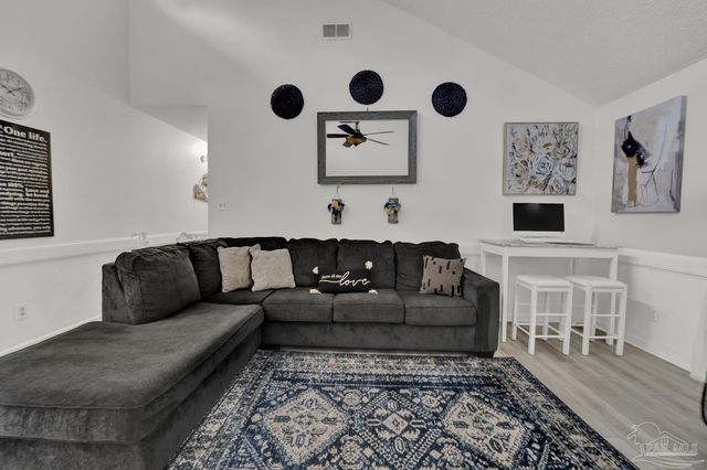 6416 Misty Lake Dr, Milton, FL 32570