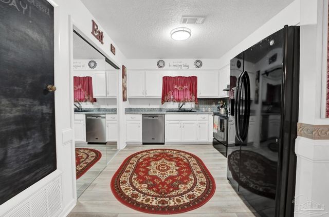 6416 Misty Lake Dr, Milton, FL 32570