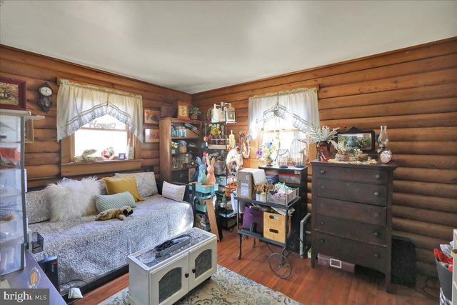 31 BROAD AX PASS, Morgantown, PA 19543