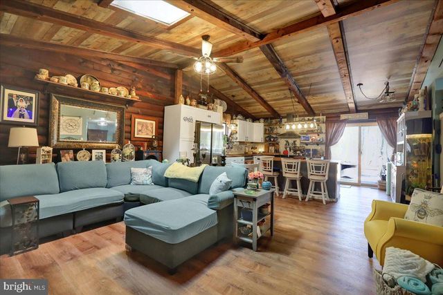 31 BROAD AX PASS, Morgantown, PA 19543