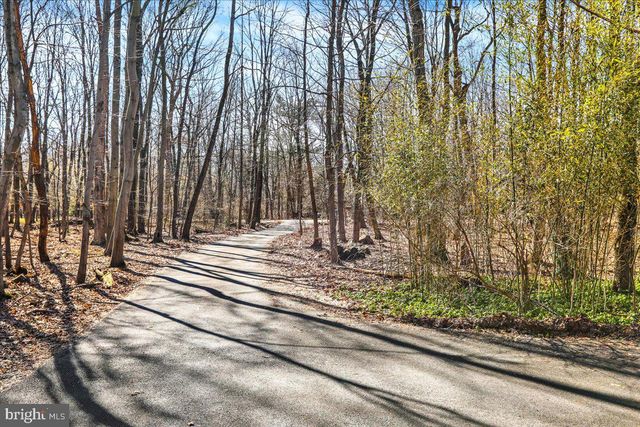 31 BROAD AX PASS, Morgantown, PA 19543