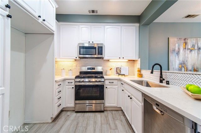 21 Thorp, Ladera Ranch, CA 92694