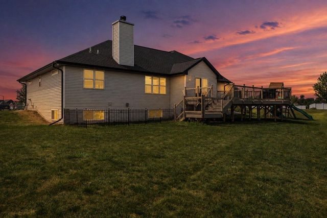 1997 Dobby STREET, De Pere, WI 54115