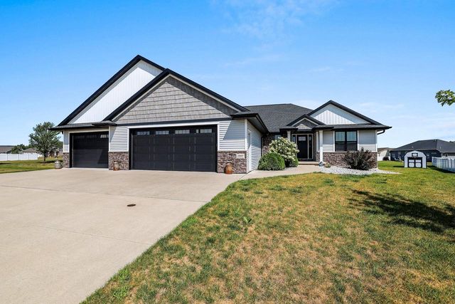 1997 Dobby STREET, De Pere, WI 54115