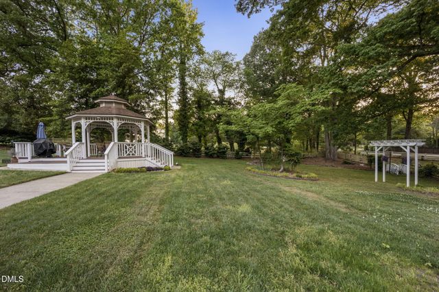 2504 Whippletree Drive, Raleigh, NC 27603