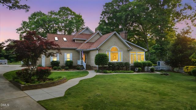 2504 Whippletree Drive, Raleigh, NC 27603