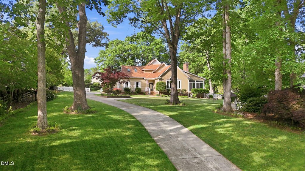 2504 Whippletree Drive, Raleigh, NC 27603