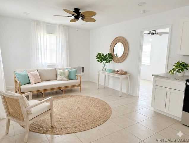 24 LYNN WAY 26, Madeira Beach, FL 33708