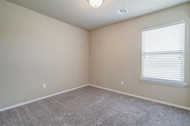 2900 Sun Berry Way, Yukon, OK 73099