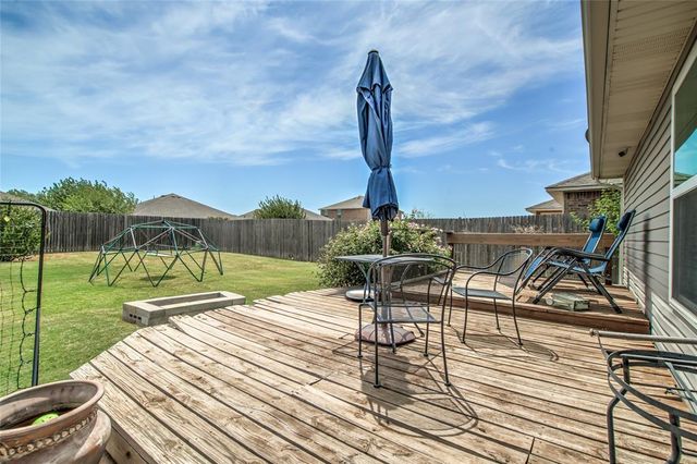 2900 Sun Berry Way, Yukon, OK 73099