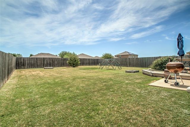 2900 Sun Berry Way, Yukon, OK 73099
