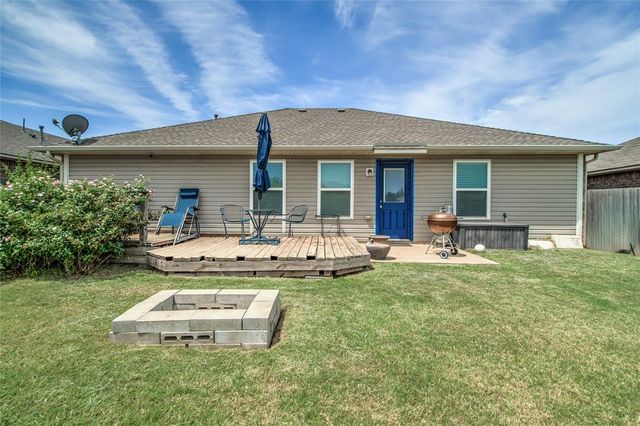 2900 Sun Berry Way, Yukon, OK 73099