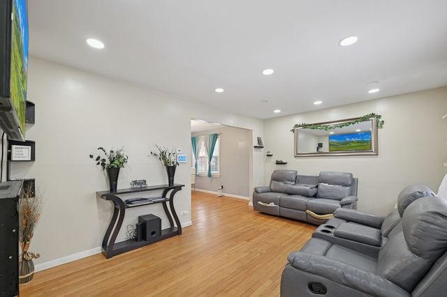 1107 E 145th Street, Dolton, IL 60419