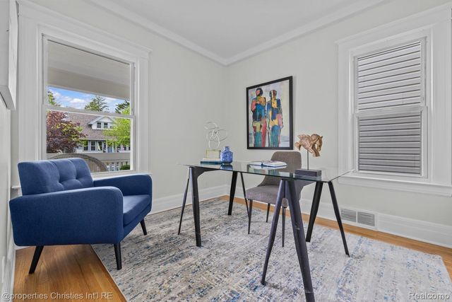 1093-95 Lakepointe Street, Grosse Pointe Park, MI 48230