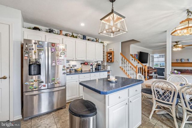 112 BLUE HERON DR, West Deptford, NJ 08086