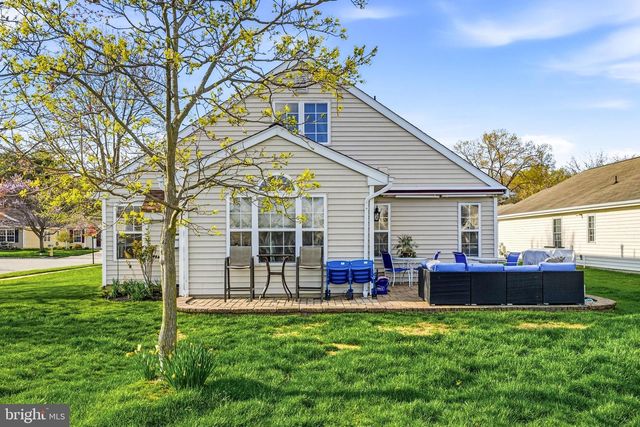 112 BLUE HERON DR, West Deptford, NJ 08086