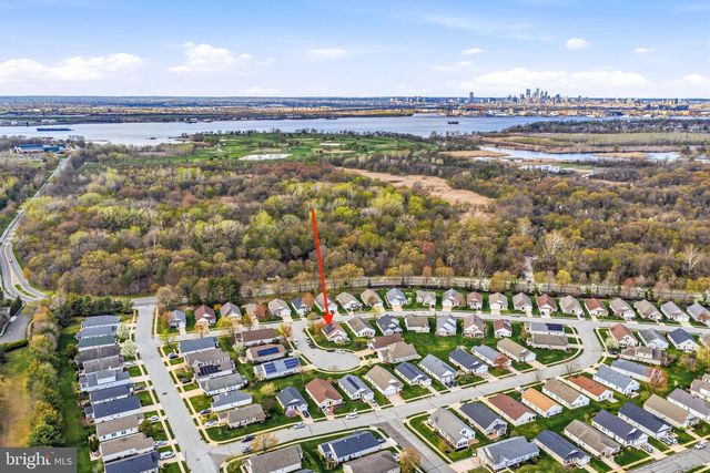 112 BLUE HERON DR, West Deptford, NJ 08086