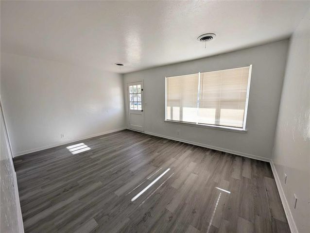 416 E Jarman Drive, Oklahoma City, OK 73110
