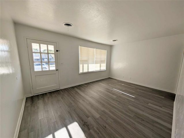 416 E Jarman Drive, Oklahoma City, OK 73110